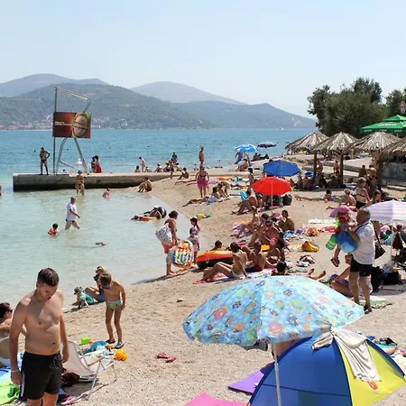 Apartman With Parking Space Marina, Trogir - 14258