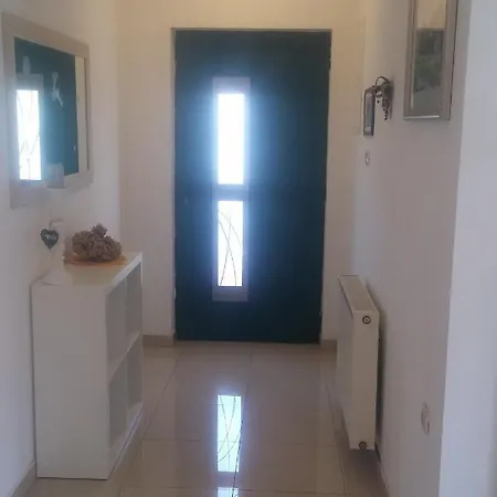 Apartman With Parking Space Marina, Trogir - 14258