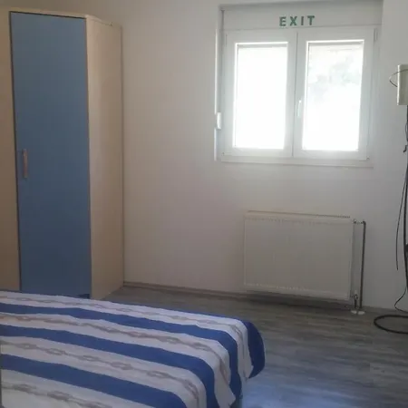 With Parking Space Marina, Trogir - 14258 Apartman