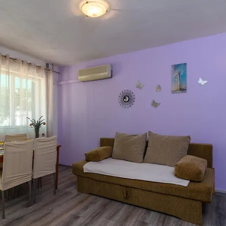 Apartman With Parking Space Marina, Trogir - 14258 Marina