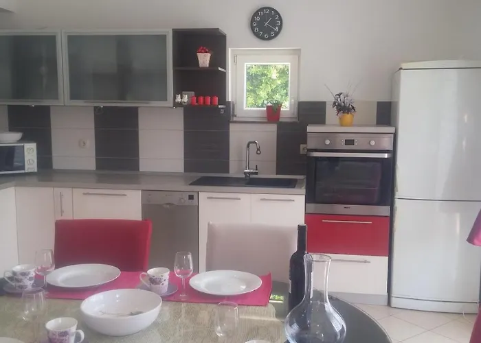 With Parking Space Marina, Trogir - 14258 Apartment Marina